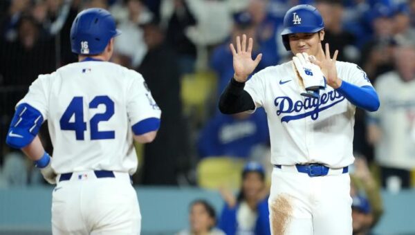 How Shohei Ohtani ‘pinch hit’ during game Dodgers’ two-way star started as pitcher