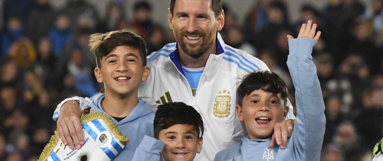 Lionel Messi’s Kids: Everything to Know About the World Cup Winner’s 3 Children