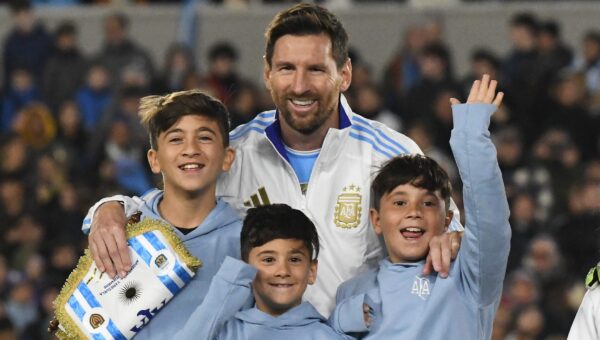 Lionel Messi’s Kids: Everything to Know About the World Cup Winner’s 3 Children
