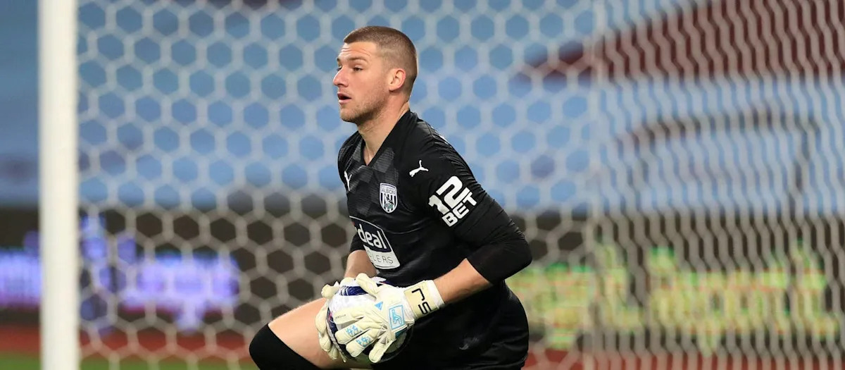 Sam Johnstone: Man United considering signing Wolves star