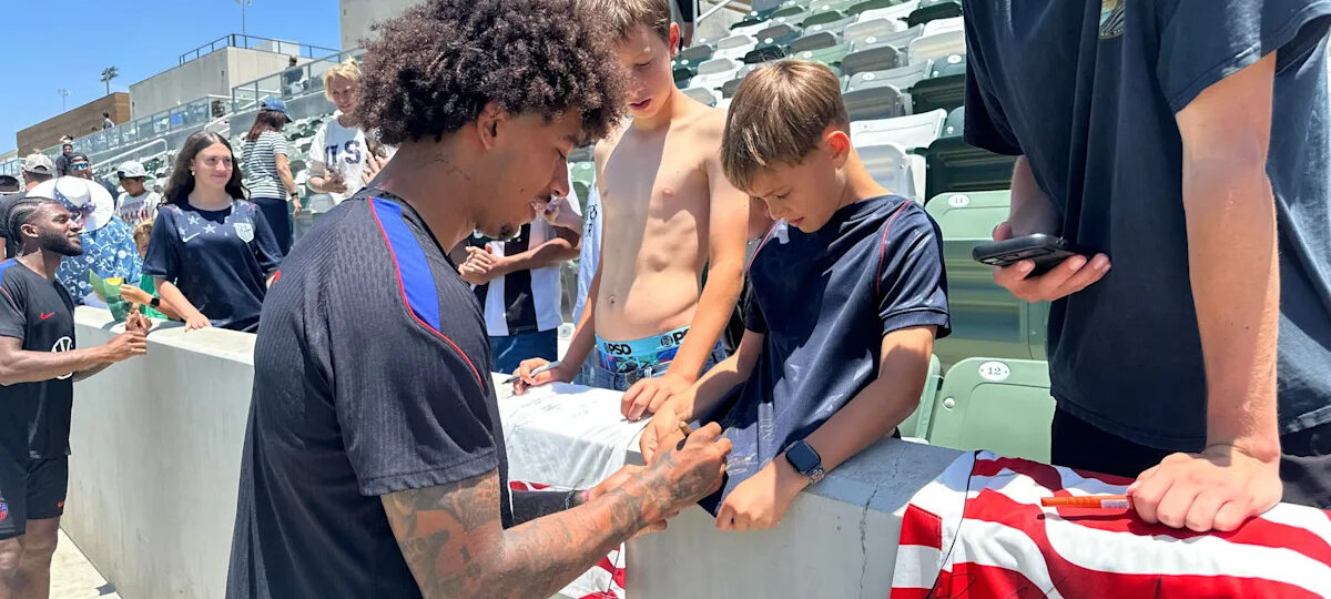 US team settles into World Cup training base with optimism and gratitude for fan support