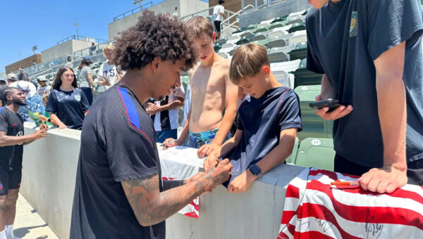 US team settles into World Cup training base with optimism and gratitude for fan support