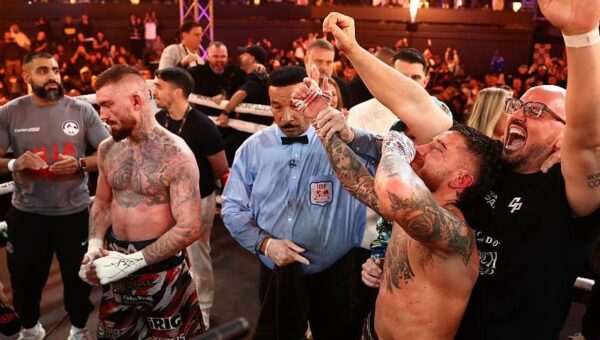 Paro dethrones Crocker to land welterweight title