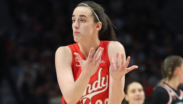 Candace Parker disagrees with Fever coach on Caitlin Clark incident