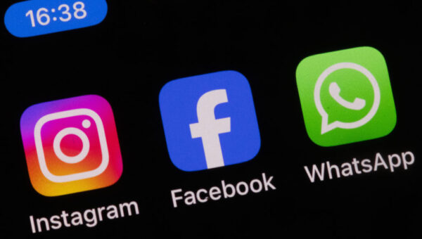 Meta’s new ‘AI Mode’ on Facebook pulls from public info across its platforms