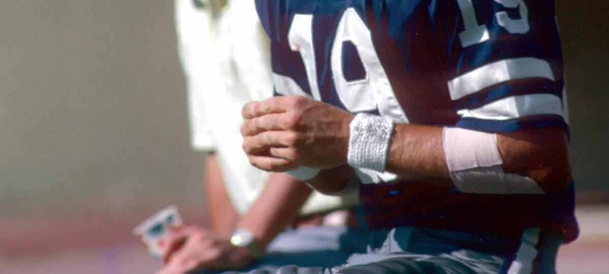 Former Cowboys wide receiver, 9-year NFL veteran, dies
