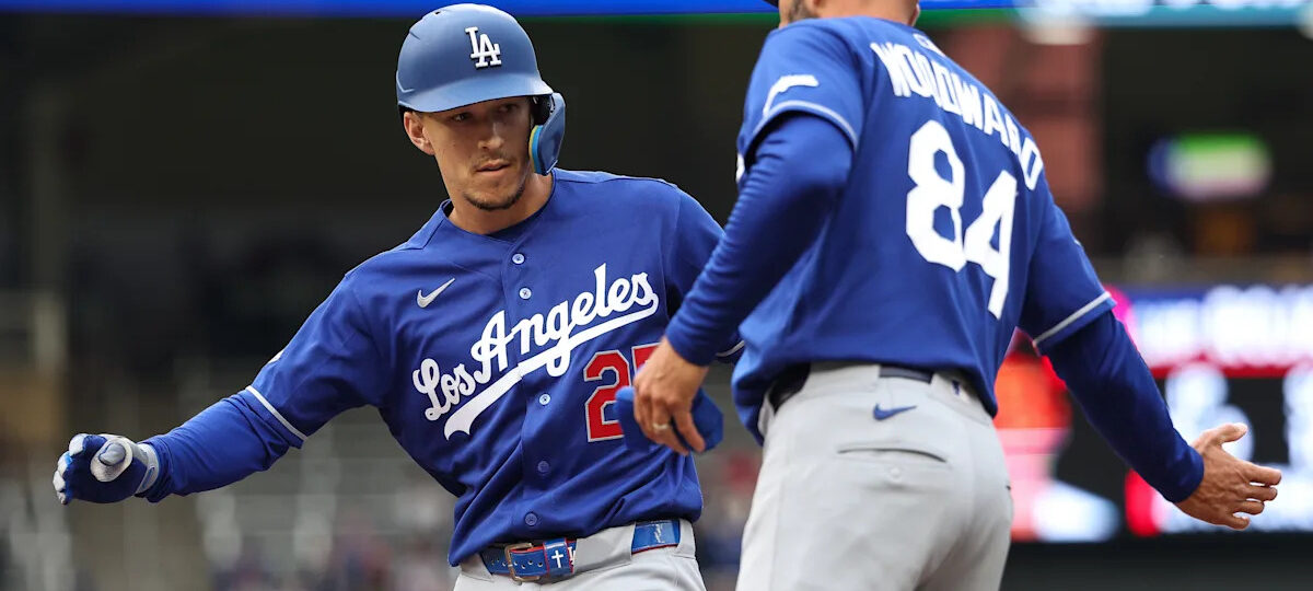 Dodgers pound out a season high-tying 17 hits in 12-3 win over Twins