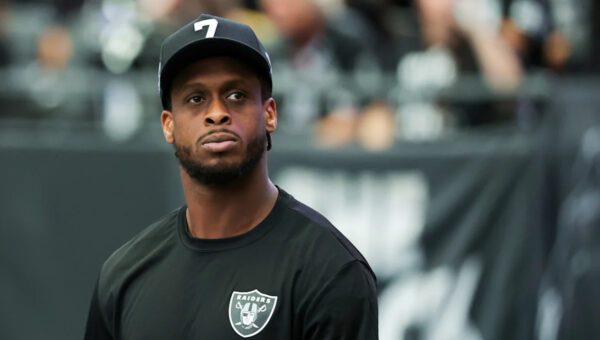 Police investigating Jets QB Geno Smith after woman accuses him of battery