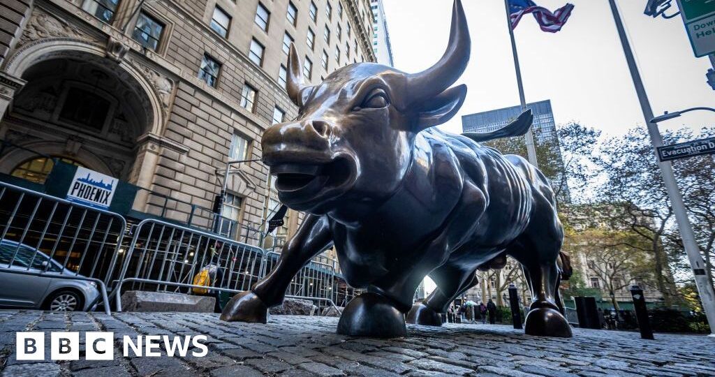 US stocks slump as fears over Big Tech shake Wall Street