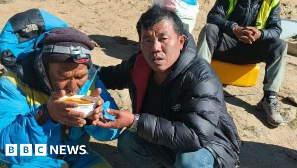 Everest guide survived six-day ordeal by eating chocolate and ‘chewing ice’