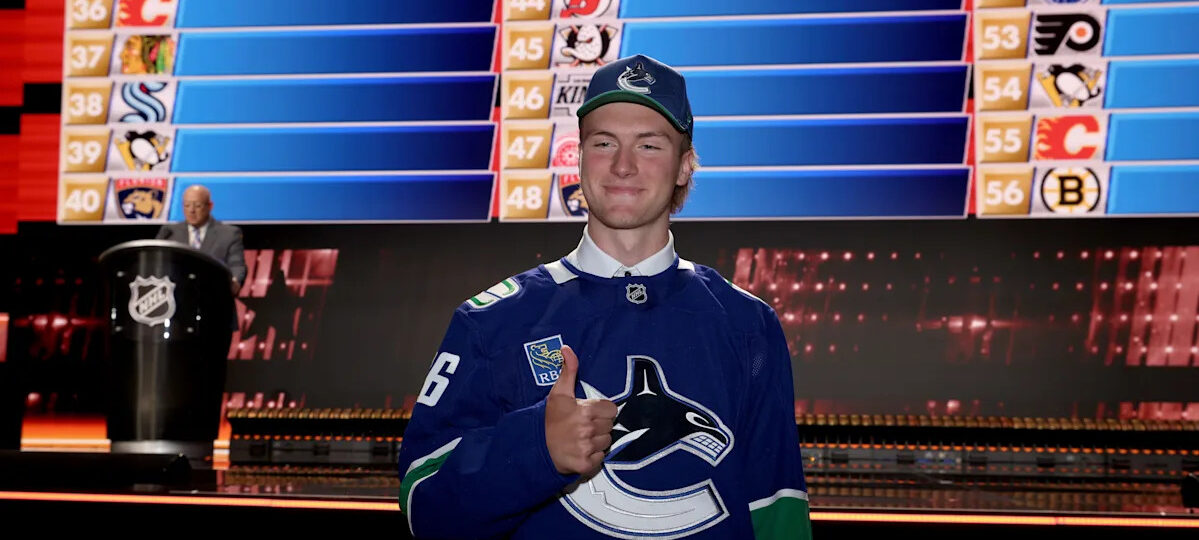Vancouver Canucks select Michigan State forward commit at No. 33