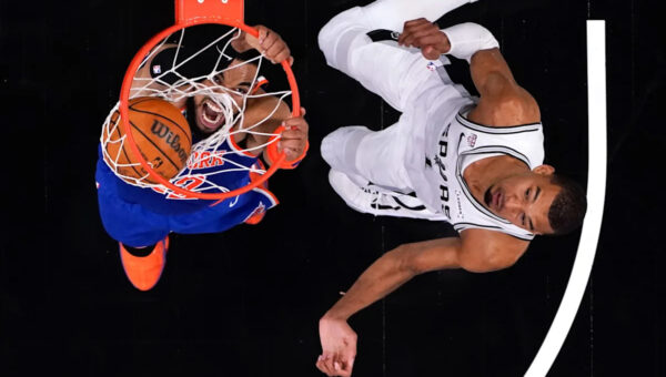 'Wemby is in shock.' Inside the NBA crew has blunt analysis at Knicks vs. Spurs halftime