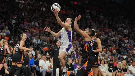 Sparks beat Mercury in OT behind Plum’s 43 points