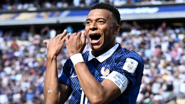 2026 World Cup: Mbappe sets two new records as France beat Senegal 3-1