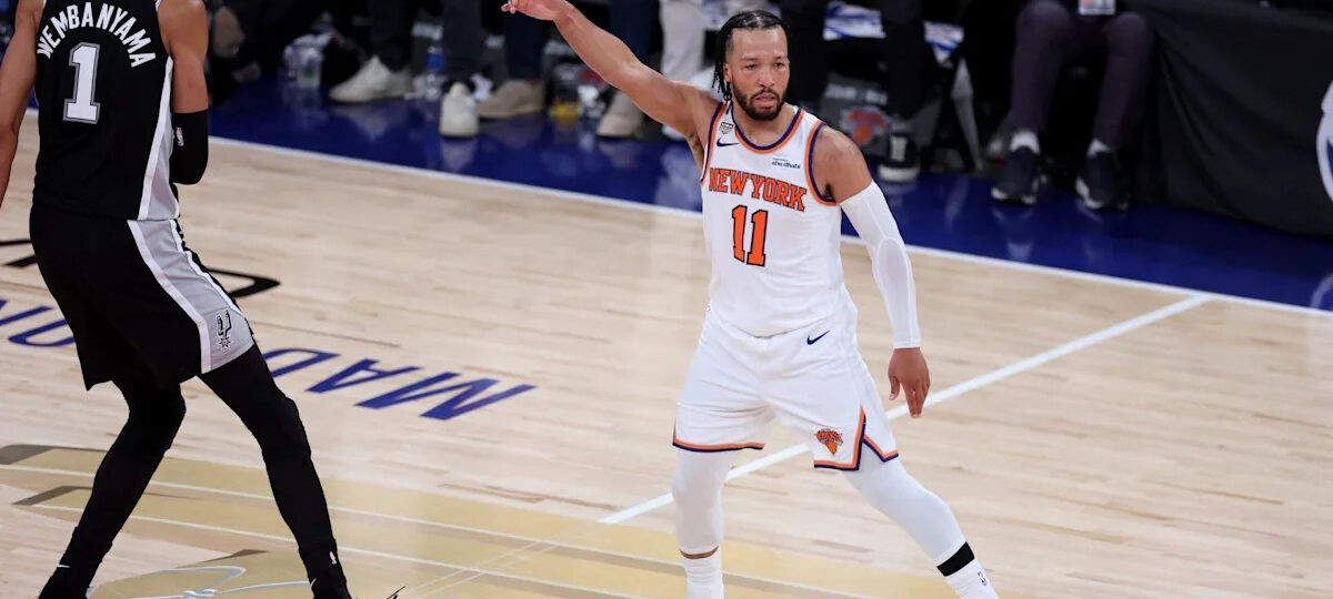 Jalen Brunson Flagrant Foul Sparks Officiating Firestorm After Victor Wembanyama Shove Goes Uncalled