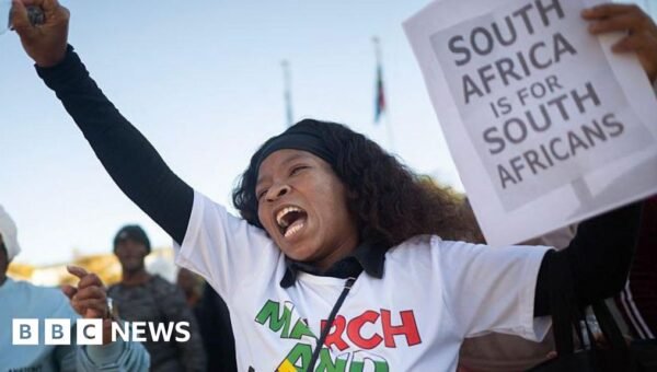 Nigeria police warn against reprisal attacks against South Africans