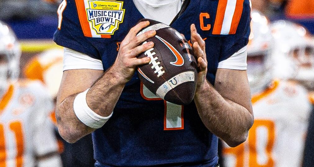 Altmyer Receives Praise from Dan Campbell