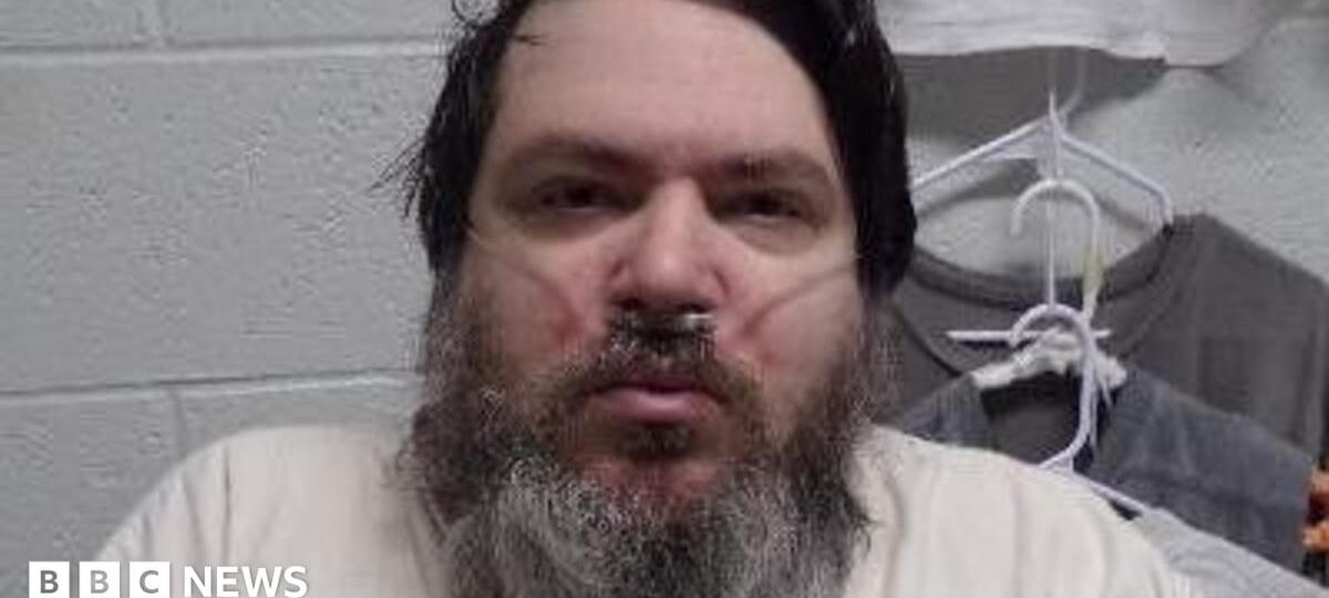 Nicholas Rossi: Rapist who faked death and fled to Scotland dies in US hospital
