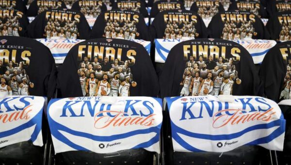 Who bought the most expensive seats in NBA Finals history as two tickets for Game 3 sold for $1m