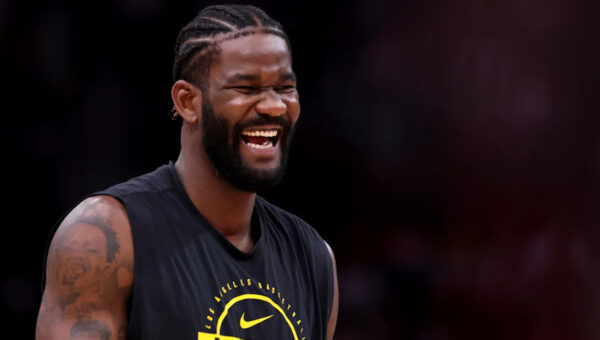 Lakers C Deandre Ayton reportedly picks up $8.1 million player option for 2026-27 season