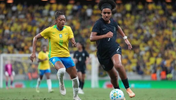 Brazil outraged after red cards in USWNT defeat: ‘The players were disrespected’