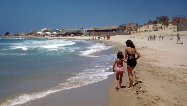 Vintage photos of Beirut when it was known as the 'Paris of the Middle East'