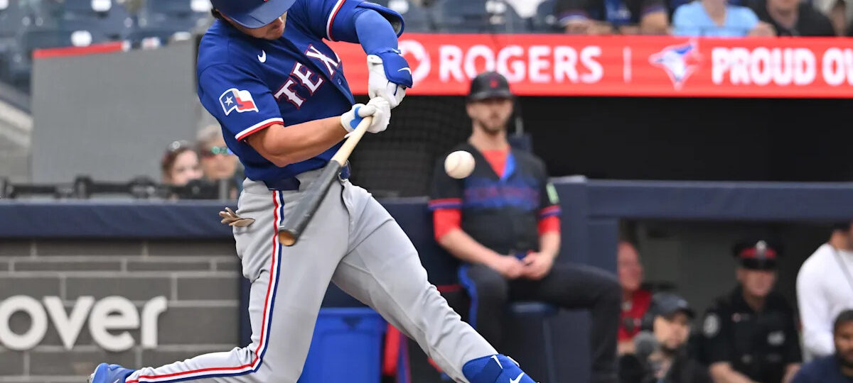 Rangers beat the Blue Jays 5-4 as Nathan Eovaldi wins his third straight start