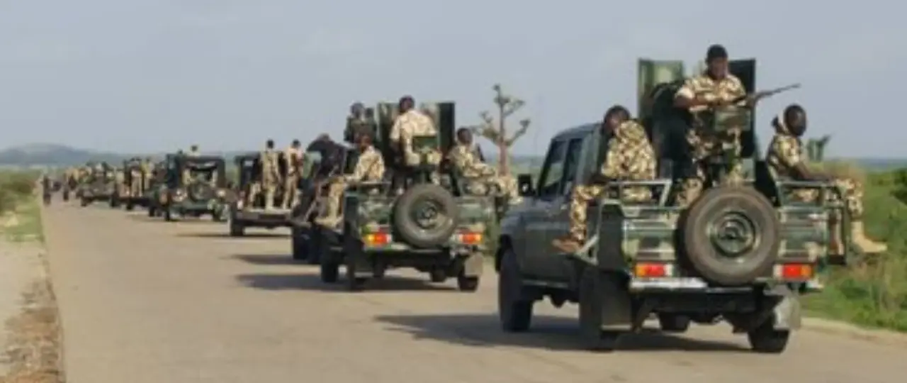 Troops neutralise two suspected Lakurawa terrorists, recover arms in Kebbi