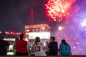 Braves celebrating 4th of July week with $17.76 tickets, giveaways and fireworks
