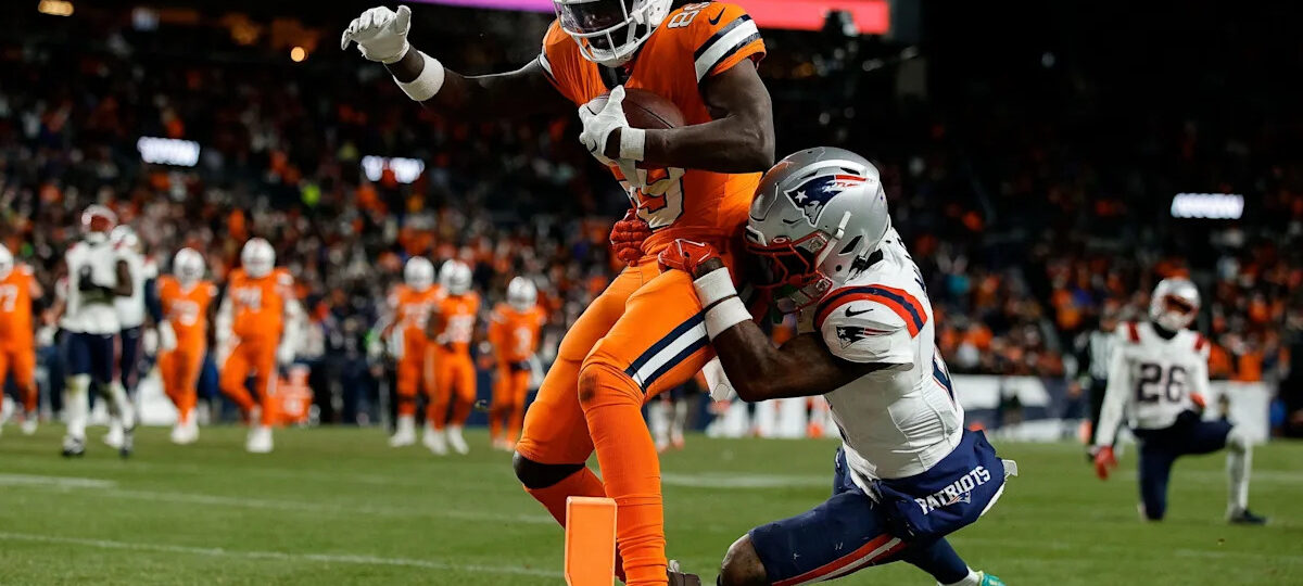 Raiders sign veteran receiver who was once 2nd on Broncos in TD catches
