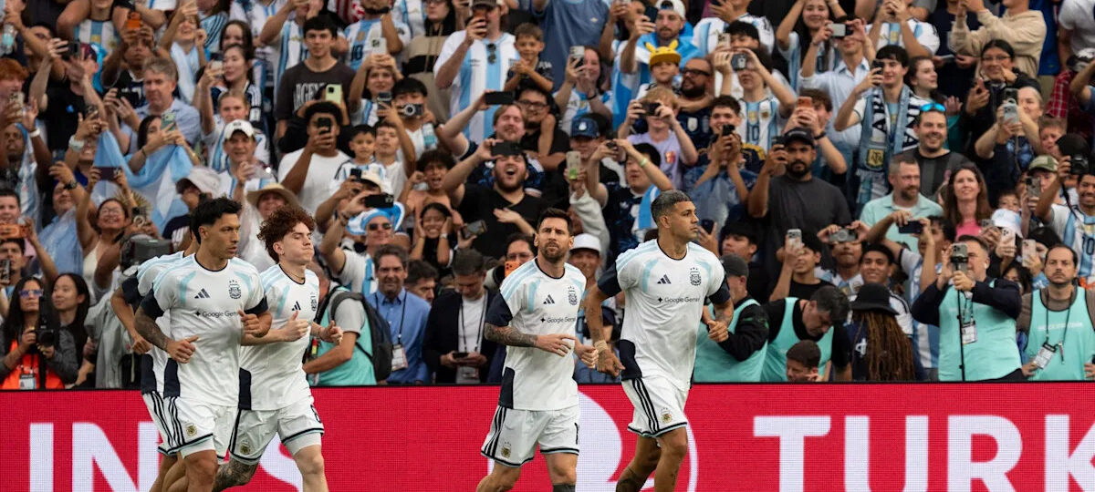 Watch Lionel Messi score goal vs Iceland in World Cup friendly at Auburn