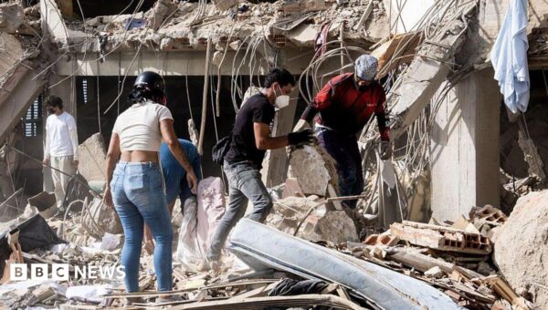 ‘Every person saved is a miracle’: Families call to trapped loved ones in region devastated by Venezuela quakes