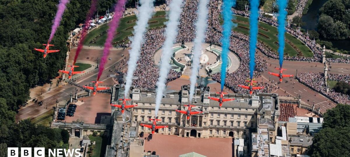 Red Arrows to get new jets replacing ageing Hawk