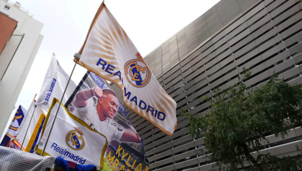 Bayern Munich send public warning to Real Madrid