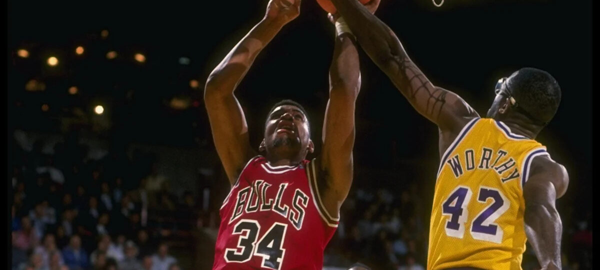 Stacey Kings, three-time NBA champion, Chicago Bulls broadcaster, dies at 59