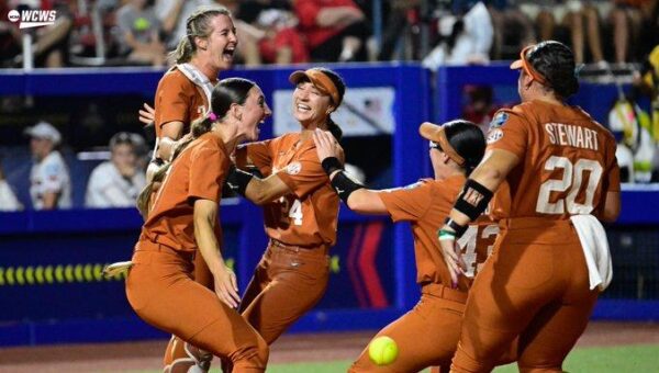 Teagan Kavan, Texas show grit in securing back-to-back titles