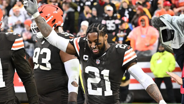 Shifting Fact From Fiction on Browns 5-Time Pro Bowler, Trade Still Looming