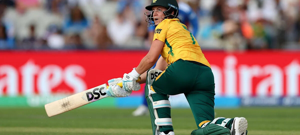 Brilliant Kapp leads South Africa past India