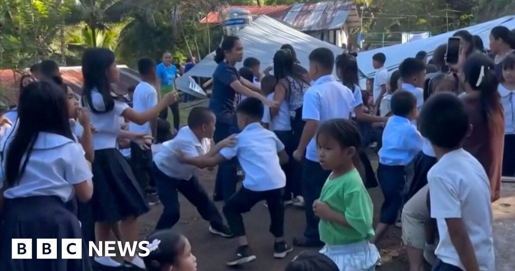 Ground shakes as schoolchildren take cover in Philippines quake