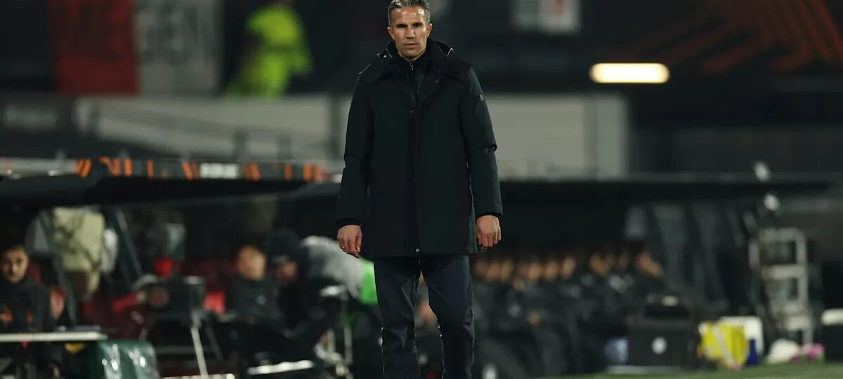 Feyenoord sack Robin van Persie after season review