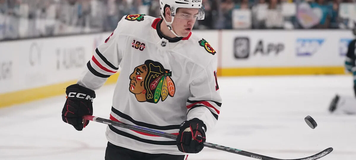 Davidson Shares Early Plans For Blackhawks Center Position in 2026-27
