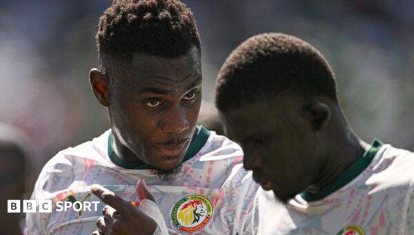 Unpaid bonuses and food issues – what’s going on inside Senegal camp?