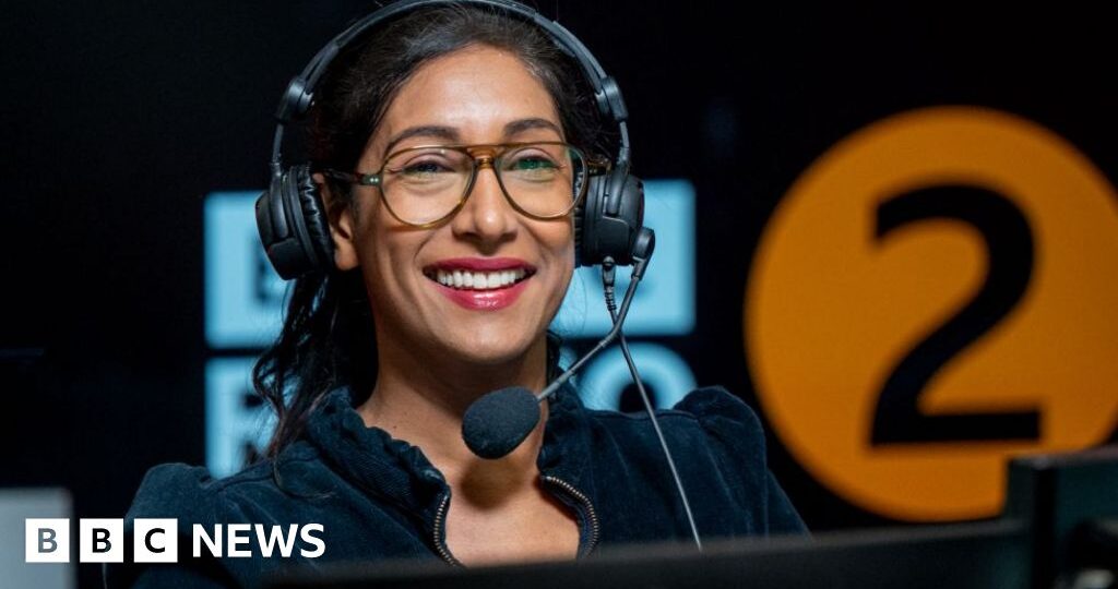 Newsreader Tina Daheley to leave Radio 2 breakfast show