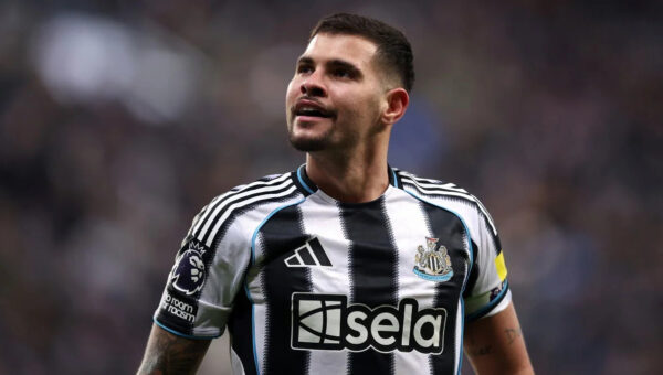 Bruno Guimarães: Liverpool make major decision on United target