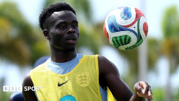 England taking care of Saka before World Cup – Tuchel