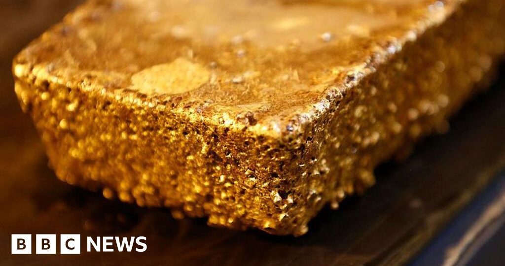 Guinea bans exports of raw gold to boost local refining