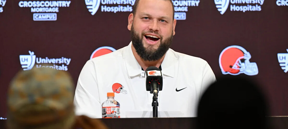 Cleveland Browns news: Joel Bitonio calls it a career