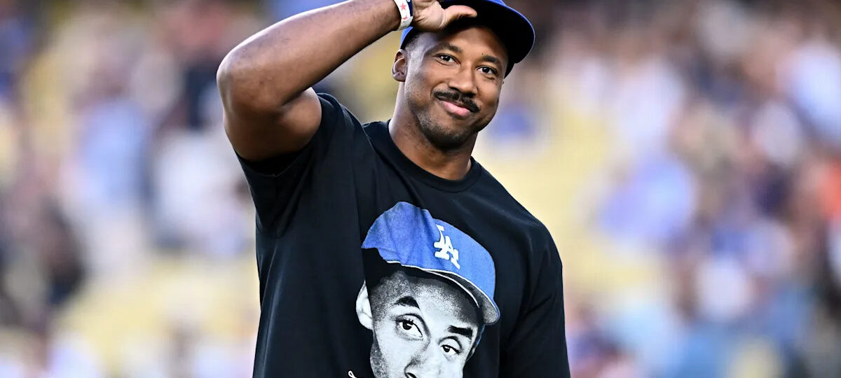 Myles Garrett reflects on being 'big Kobe fan,' Bryant's influence on him