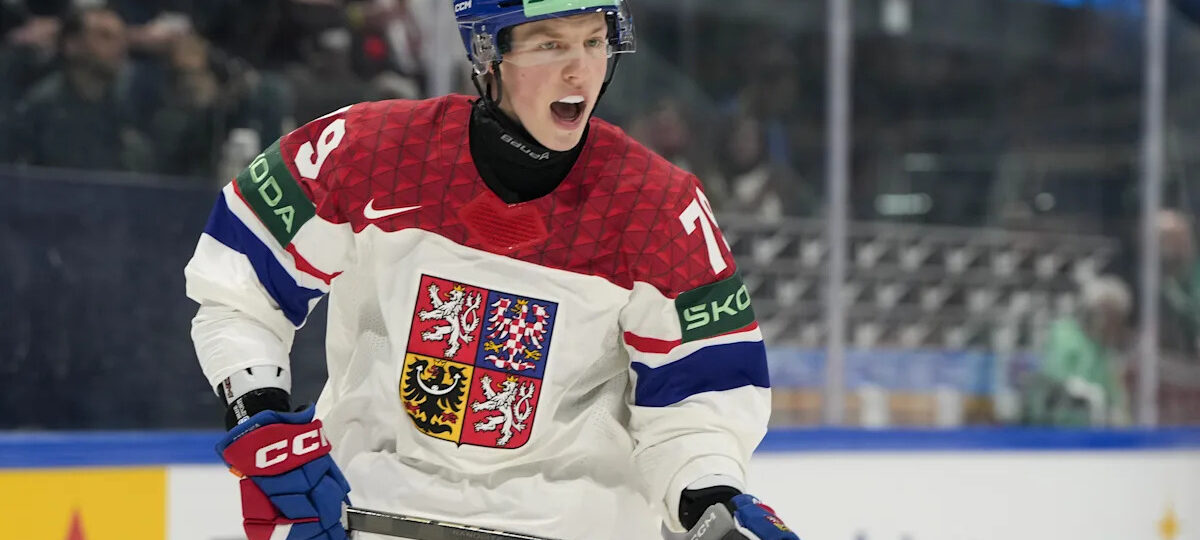 Penguins select Tomas Galvas with 54th overall pick