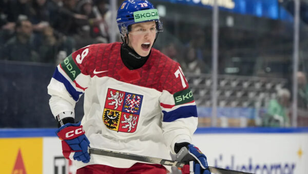 Penguins select Tomas Galvas with 54th overall pick